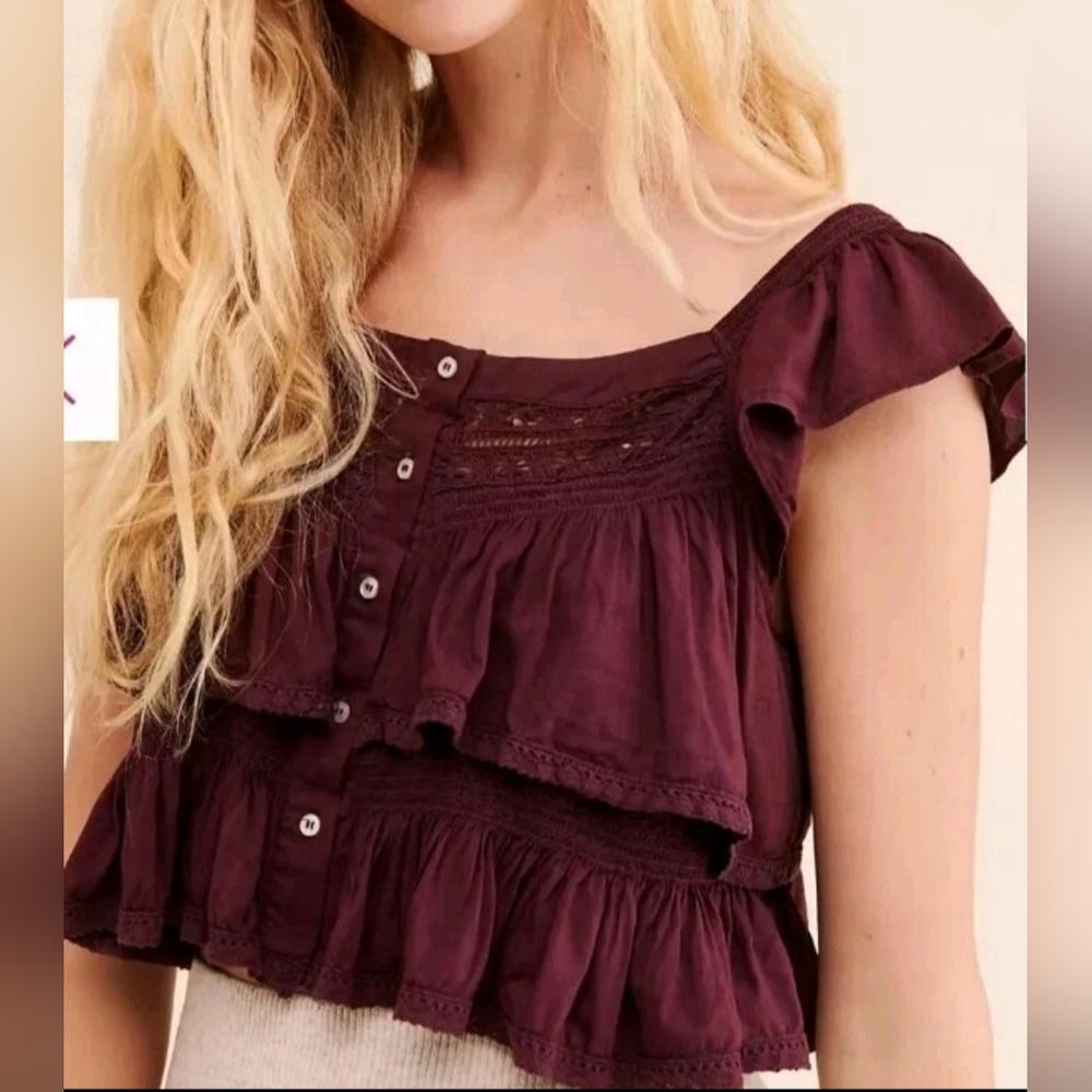 Free People Ruffle Cropped Boho Sunny Day Burgundy Top Button Accent Sz M